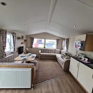  База отдыха Happy Days Caravan Primrose Valley